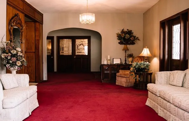 Heuser Funeral Home gallery image 3