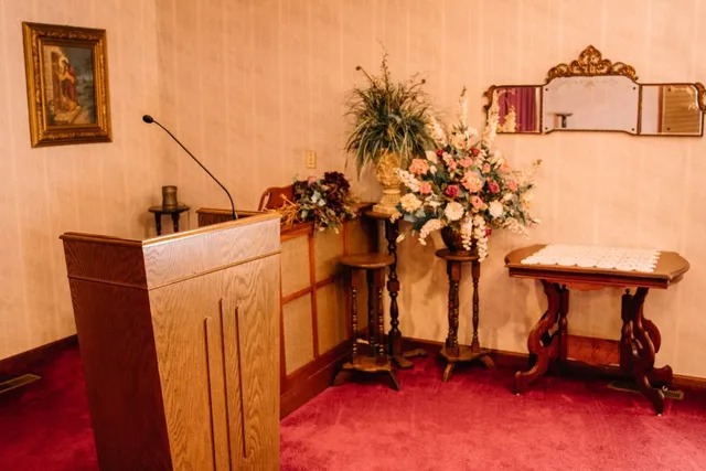 Heuser Funeral Home gallery image 4